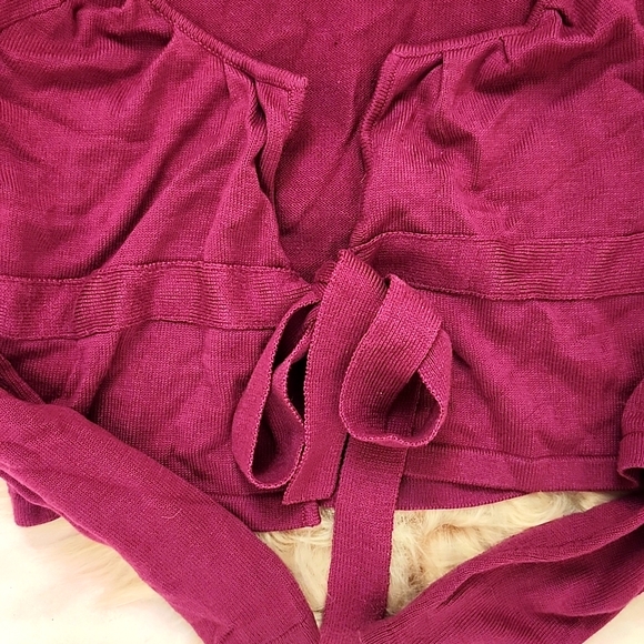 Y2K FIND!! PRE-LOVED RAMPAGE FRONT TIE KNIT SHRUG TOP-S - Picture 3 of 6